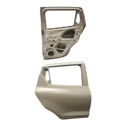 PUERTA TRASERA DERECHA SUZUKI SWIFT 2018-2023
