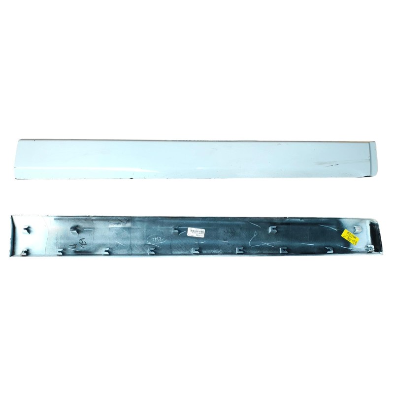 MOLDURA DE PUERTA DELANTERA DERACHA CAPTIVA 2008 - 2015