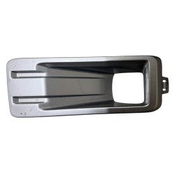 REJILLA  DE FARO DE NIEBLA MITSUBISHI XPANDER CROSS 2024 - 2026