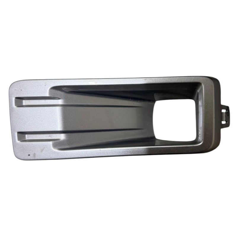 REJILLA  DE FARO DE NIEBLA MITSUBISHI XPANDER CROSS 2024 - 2026