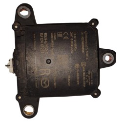 ARNES CON MODULOS Y LUCES DE PLACA DE FASCIA TRASERA MAZDA 3 2019 - 2026 HATCHBACK