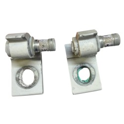 PAR DE BISAGRAS  DE PUERTA DELANTERA IZQUIERDA VW GOL 2009 - 2021