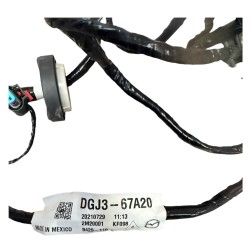 ARNES CON MODULOS DE APROXIMIDAD DE FASCIA TRASERA CX30, 2020 - 2025