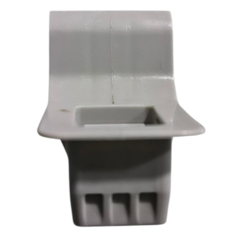 CLIP SUJECIÓN DE PARRILLA RADIADOR Y FASCIA DELANTERA MAZDA 3 Y 6 2014 - 2018