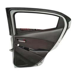 PUERTA TRASERA DERECHA MAZDA 2 2016 - 2024