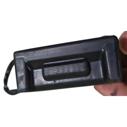 MANIJA O INTERRUPTOR DE CAJUELA MAZDA 2 2016 - 2024