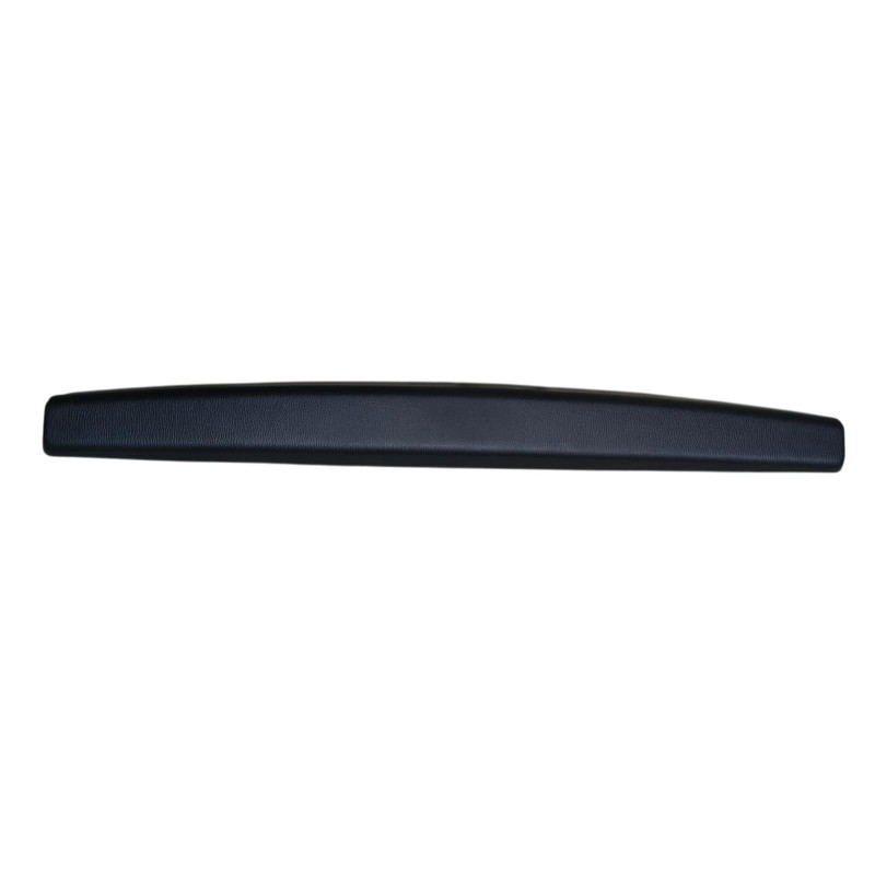 MOLDURA SUPERIOR  INTERIOR TAPA CAJUELA MAZDA 2 2016 - 2024