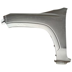 SALPICADERA DELANTERA IZQUIERDA L200 / TRITON 2023 - 2025