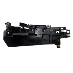 GUIA INFERIOR DE FARO IZQUIERDO RAM 1500 2019 - 2023