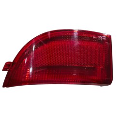 REFLECTOR IZQUIERDO DE FASCIA (DEFENSA) TRASERA RAM 700 2015 - 2018