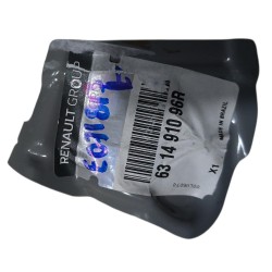SOPORTE DE ACERO PARA GUARDABARROS DELANTERO IZQUIERDO KWID  2018 - 2025