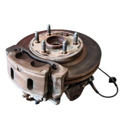 CONJUNTO DE FRENO Y MANGUETA DE SUSPENSION DELANTERA IZQUIERDA SILVERADO 2014 - 2018