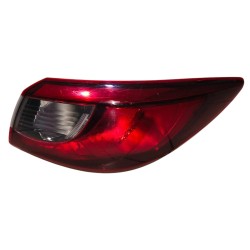 CALAVERA DERECHA MAZDA 2 2018 - 2025 SEDAN