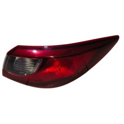 CALAVERA DERECHA MAZDA 2 2018 - 2025 SEDAN