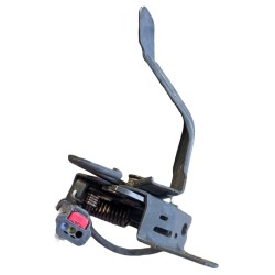 CHAPA DE COFRE TRACKER 2022 - 2025