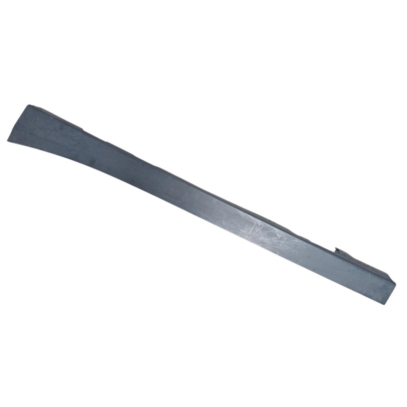 MOLDURA ESTRIBO IZQUIERDA BMW SERIE 1 2012 - 2019